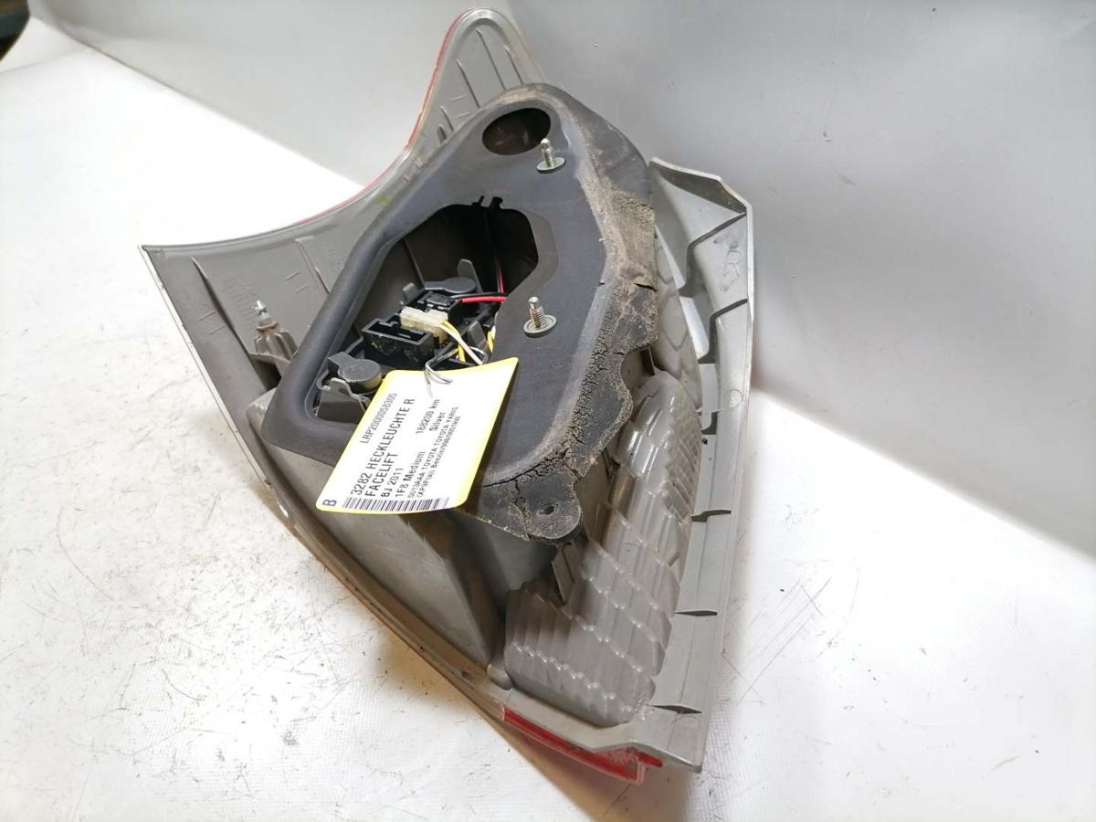 Toyota Yaris original Rücklicht Rückleuchte Schlussleuchte rechts Facelift Bj.2011